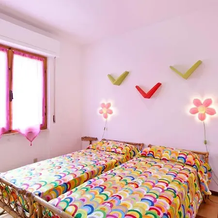 Casa Con Giardino Le Gemelle